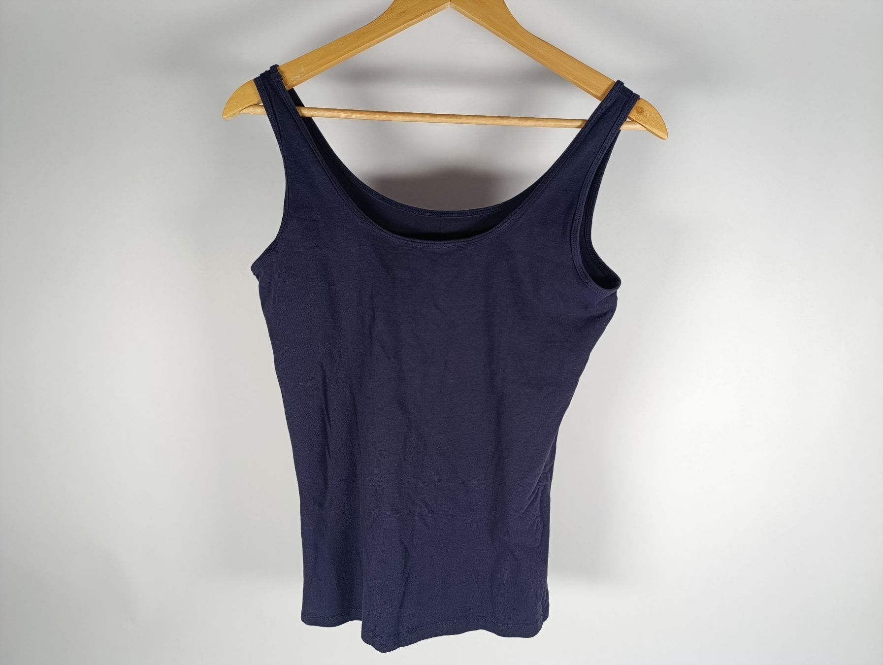 Primark Tops: PRIMARK Top bleu marin taille M – Gebraucht aus Thielle von Plusvalue_Neuchatel 1