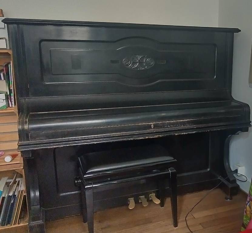 Musikinstrumente: Klavier Fr. Helmholz – Gebraucht aus Basel von lii_xhy9 1