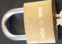 Vier Disc Lock 3510 Padlock Brass with Key