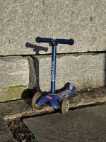 Micro Mini Deluxe Scooter Blue