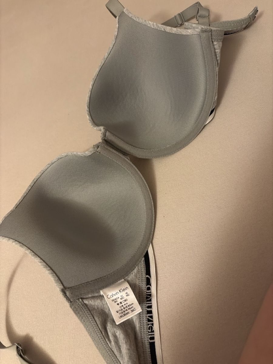 Calvin Klein Altra biancheria intima: Calvin Klein BH, Grau, Grösse 80C  – Nuovo (secondo la descrizione) da Oberbuchsiten venduto da adr_d7vk 2