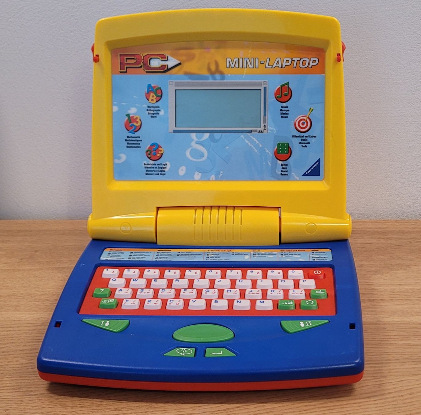 Ravensburger Giocattoli: Ravensburger sprechender Lerncomputer (Kinder Laptop) – Usato da Aadorf venduto da cla_l5pt