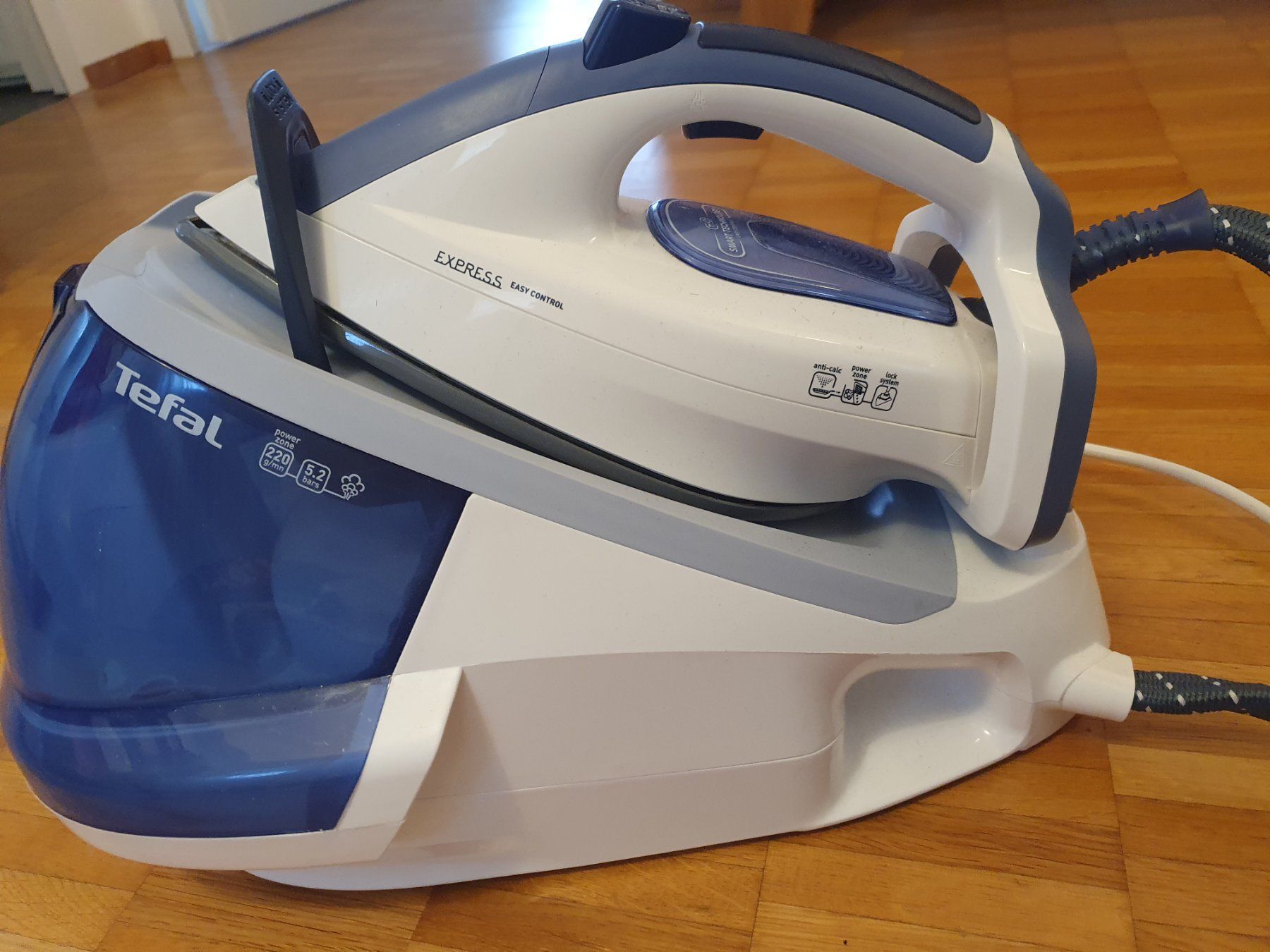 Tefal Ferri da stiro: Dampfbügeleisen – Usato da Luzern venduto da Yel_low 2