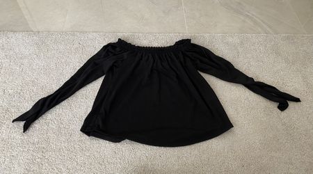 Bluse in Schwarz von Bershka ( Gr. S )
