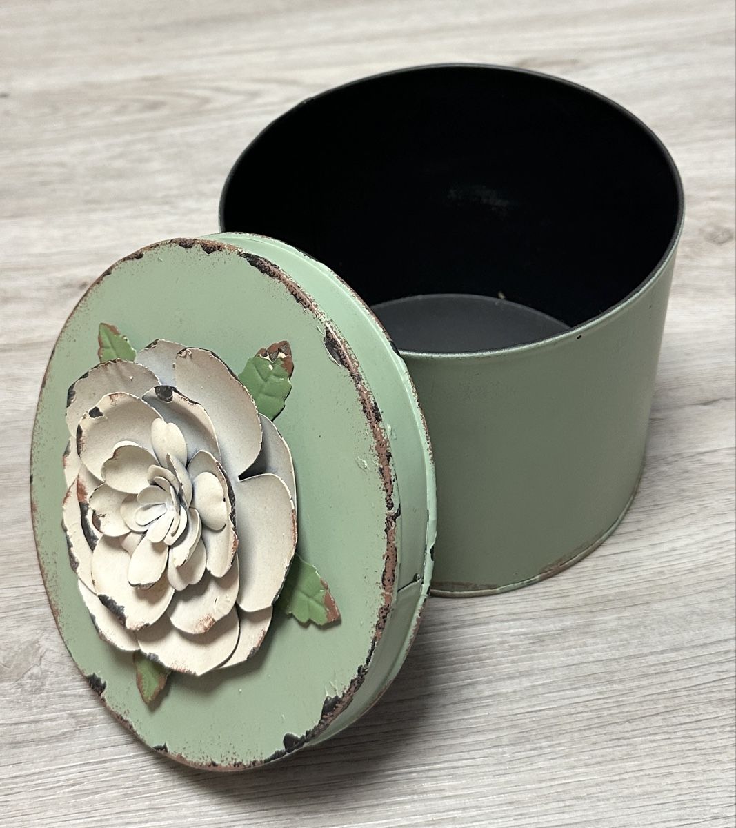 Tutte le decorazioni: Vintage Dose mit Rose - Blechdose Shabby Chic Stil – Usato da Rickenbach b. Wil venduto da sunneschii_ 4