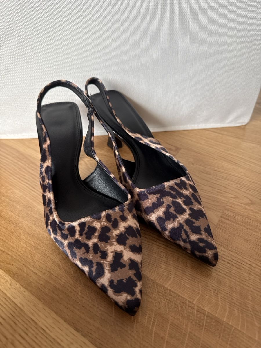 Damenschuhe: Pumps – Neu (gemäss Beschreibung) aus Kriens von g_b_mk7j 1