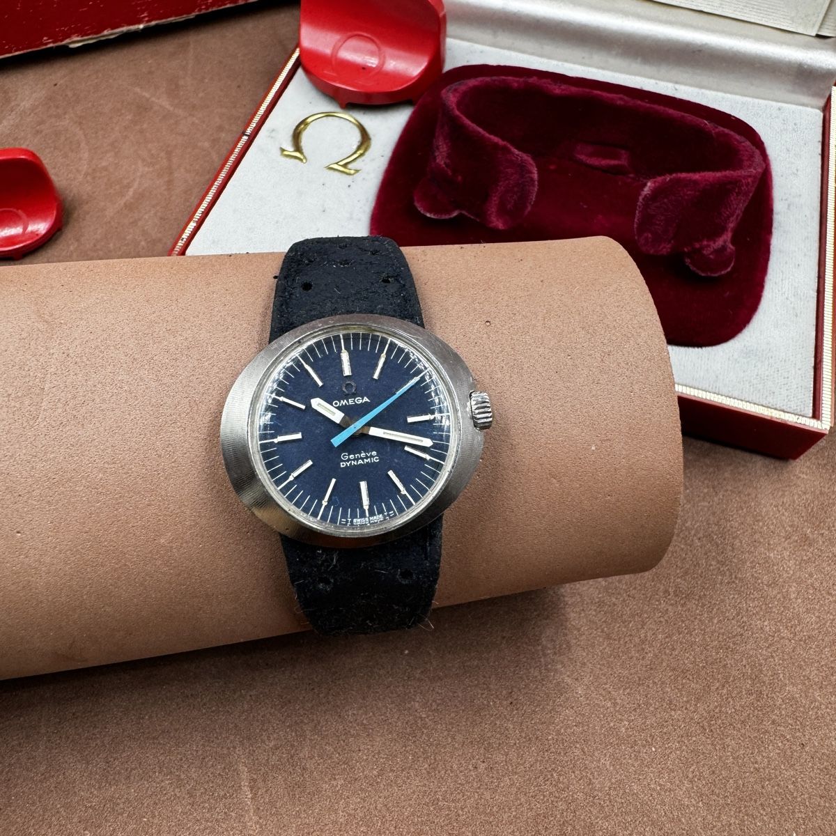 Omega Orologi: Omega Dynamic Geneve Automatic Two Tone Blue Dial SS 30mm – Usato da Untersiggenthal venduto da kaanzurich 2