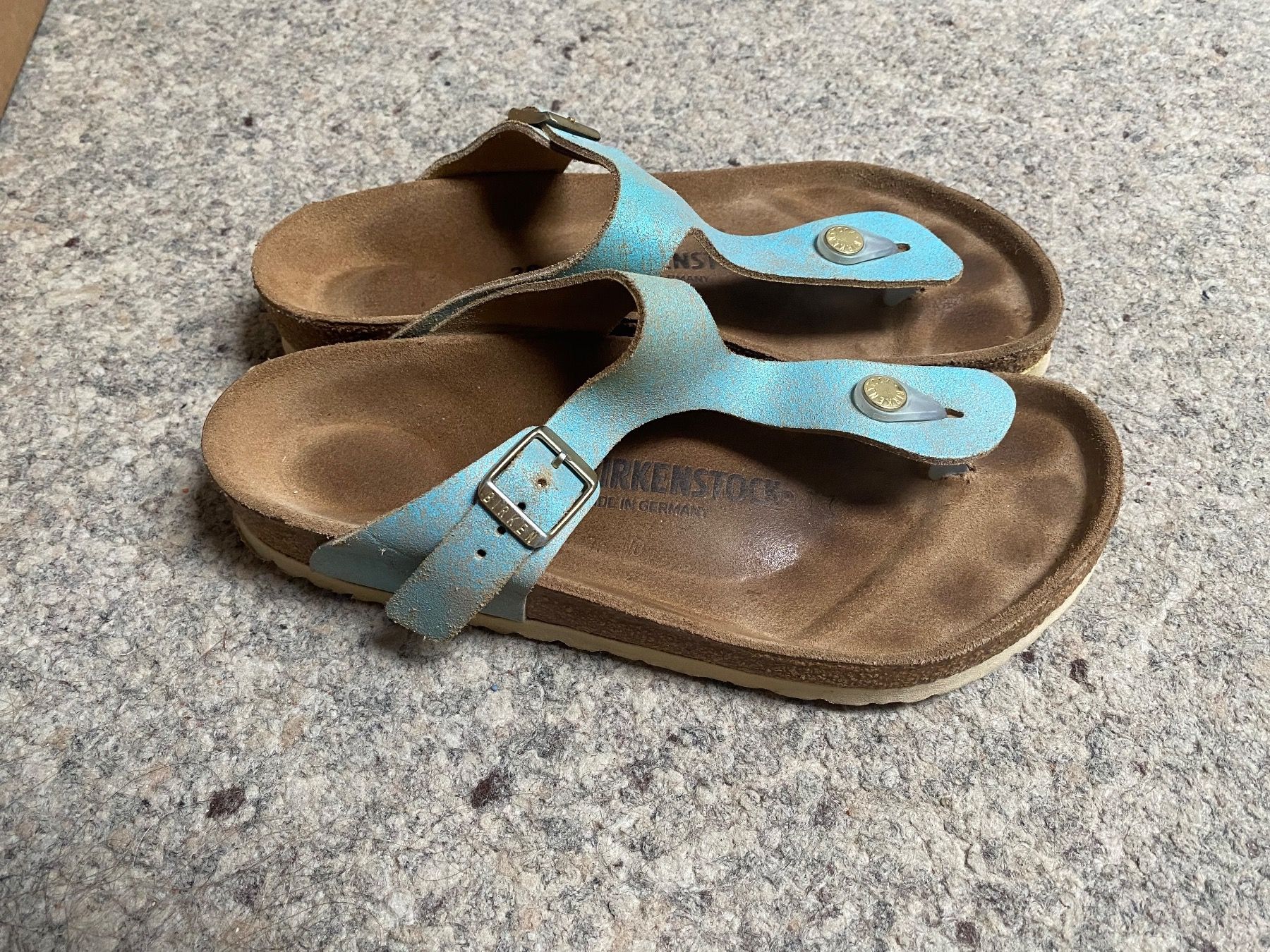 Birkenstock Chaussures femmes: Birkenstock Gizeh Leder Gr. 39 – D'occasion à Wattwil par edel88