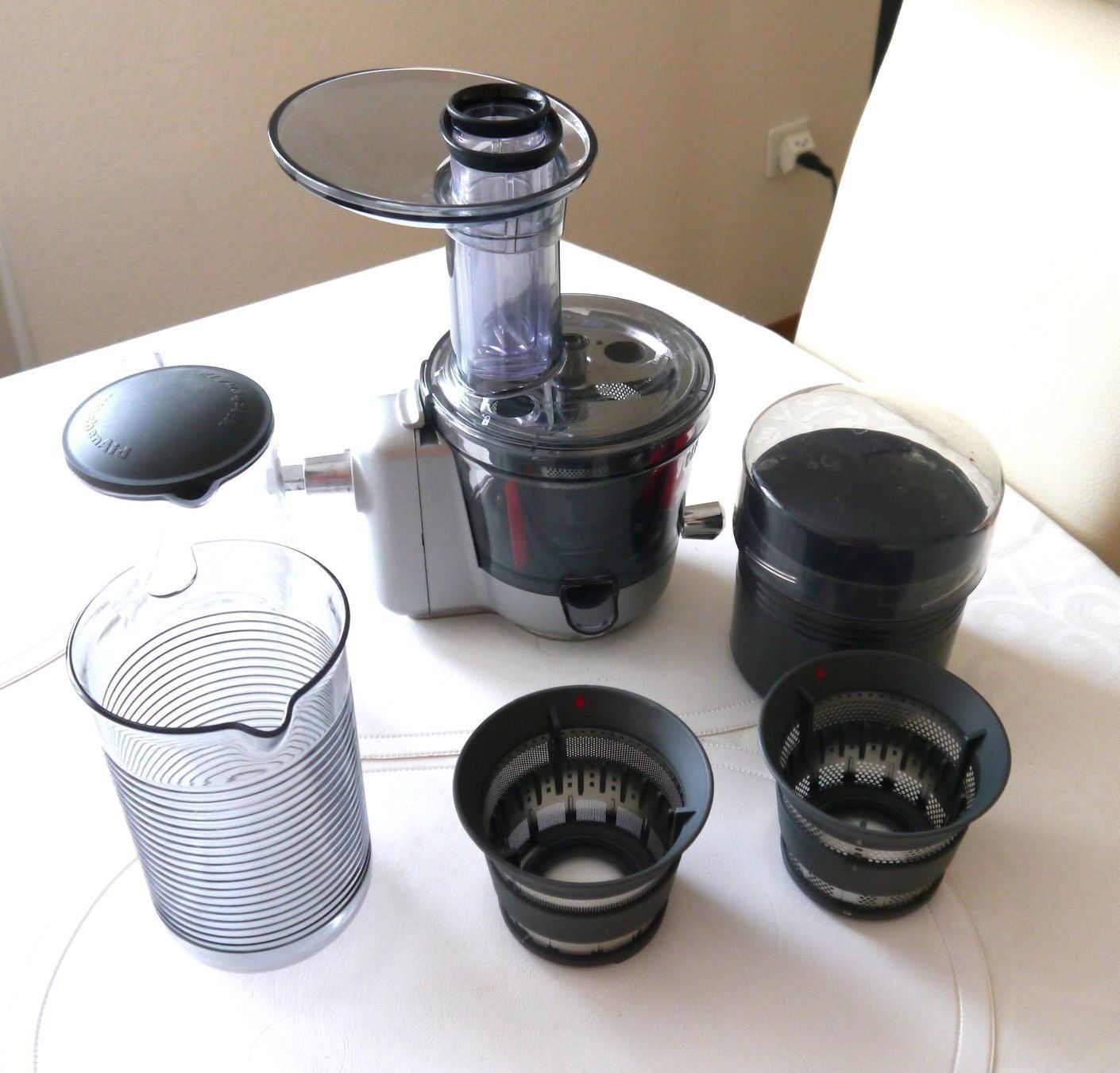 Kitchenaid Küchengeräte: KitchenAid Slow Juicer – Gebraucht aus Porrentruy von Danreisende 1