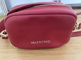 Umhängetasche Valentino, rot, neuwertig