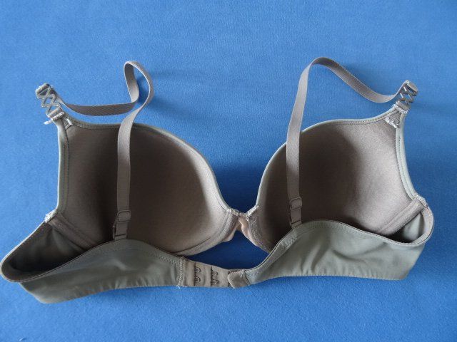 Altra biancheria intima: BH Büstenhalter VANITY FAIR 75 C – Nuovo (secondo la descrizione) da Bazenheid venduto da Aebi55 2