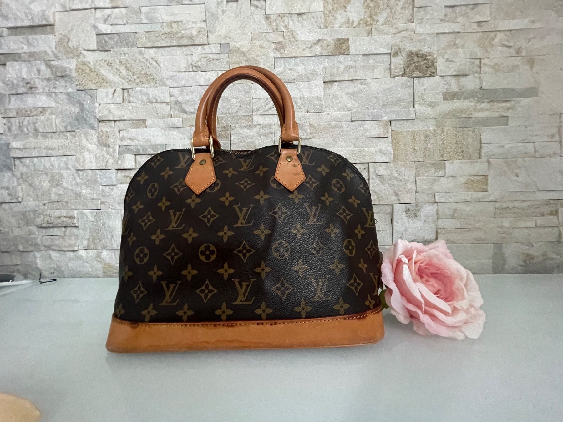 Louis Vuitton Borse da donna: Louis Vuitton Alma Canvas -Nr. 390 – Usato da Hittnau venduto da LuxAndMore 1