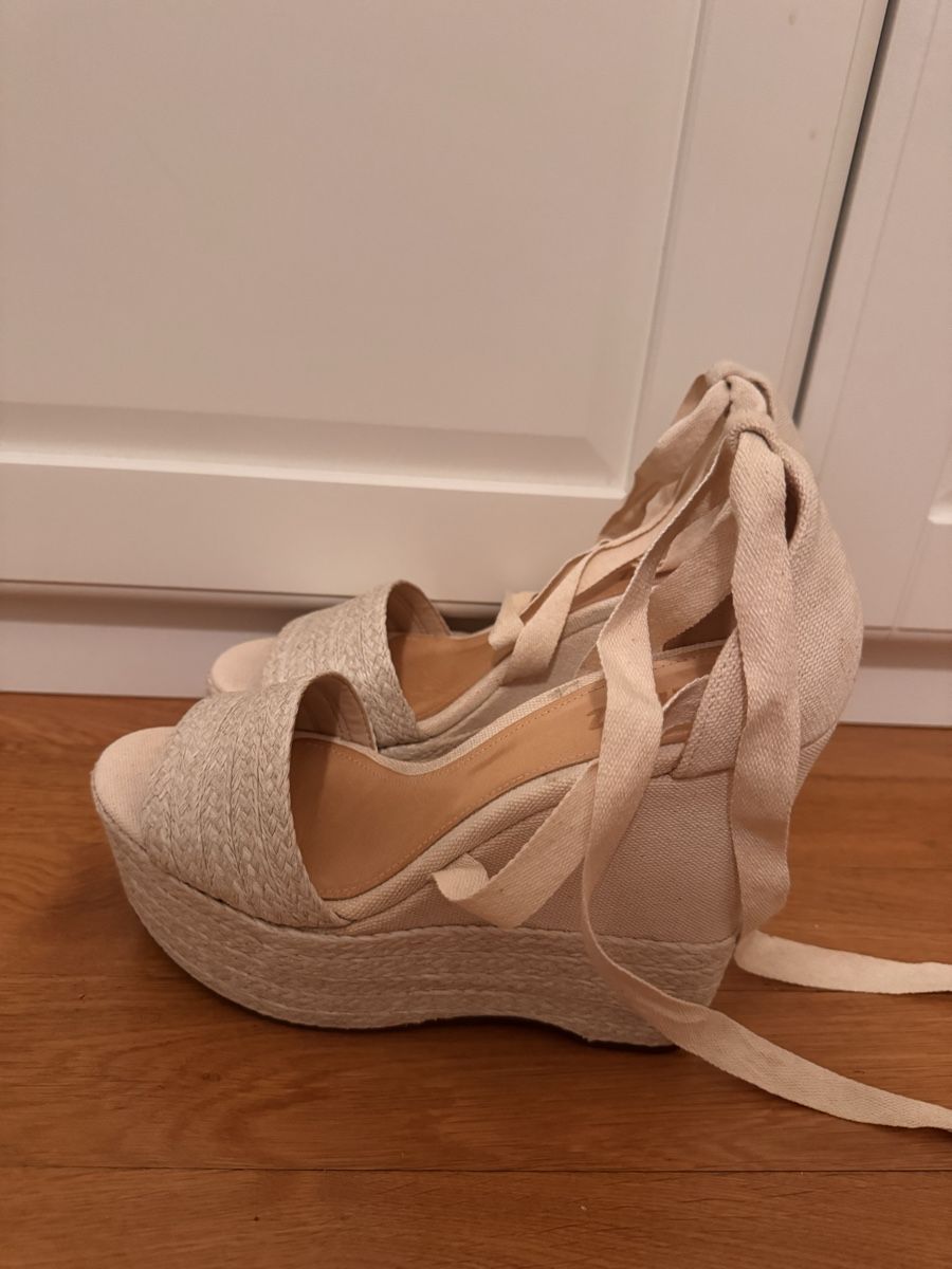 Damenschuhe: White platform sandals by Schutz, size EU 40. Never – Neu (gemäss Beschreibung) aus Basel von Ma_2307 1