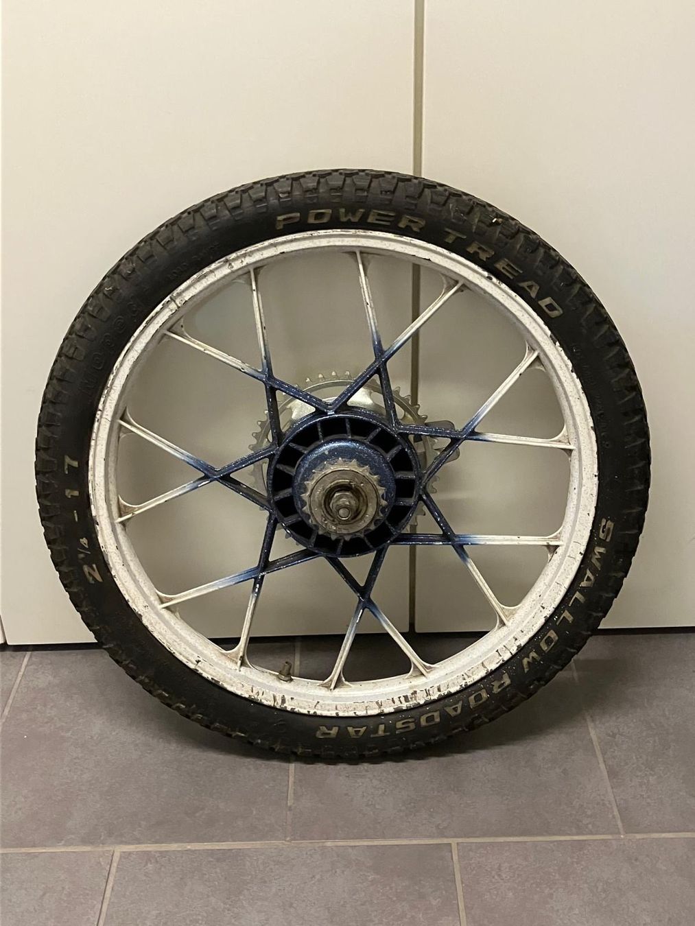 Parti ricambio per ciclomotori: Rad, Hinterrad, Maxi? Puch?, Hercules? – Usato da Regensdorf venduto da 7ws8 4