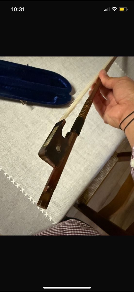 Strumenti musicali: Altes Schönes Cellobogen mit Schildpatt! – Usato da Fruthwilen venduto da Mariya13 3