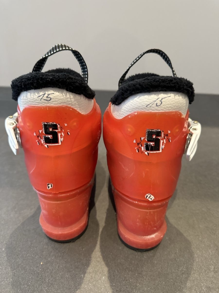Scarpe per ragazzi: Skischuh Kinder 15 – Usato da Langenthal venduto da Horloger1 2