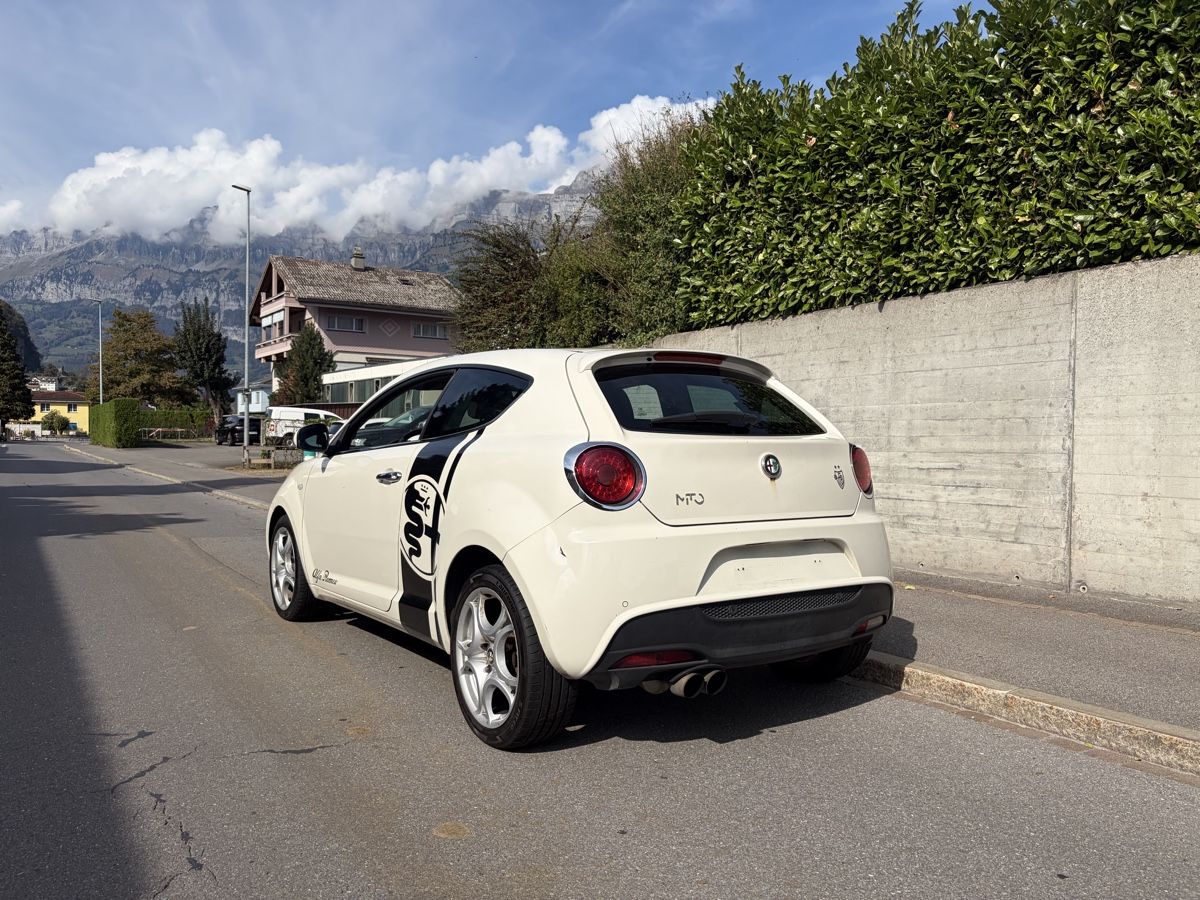 Alfa Romeo Autos: Alfa Romeo MiTo weiss – D'occasion à Flums par RehanEssar 4