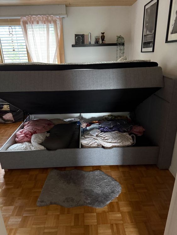 Boxspringbett Tambo grau (Gebraucht) in Eiken für CHF 35 – nur Abholung ...