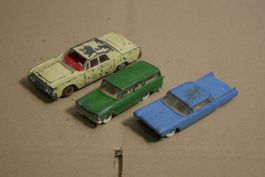 (31) 3 alte Model Autos im Set