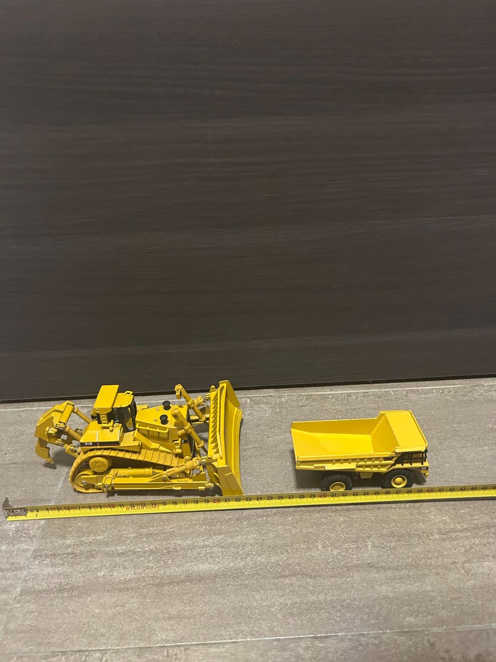 Modellini d'auto: Caterpillar D11R Track & Dumper 773B – Usato da Lausanne venduto da Retro-geek 6