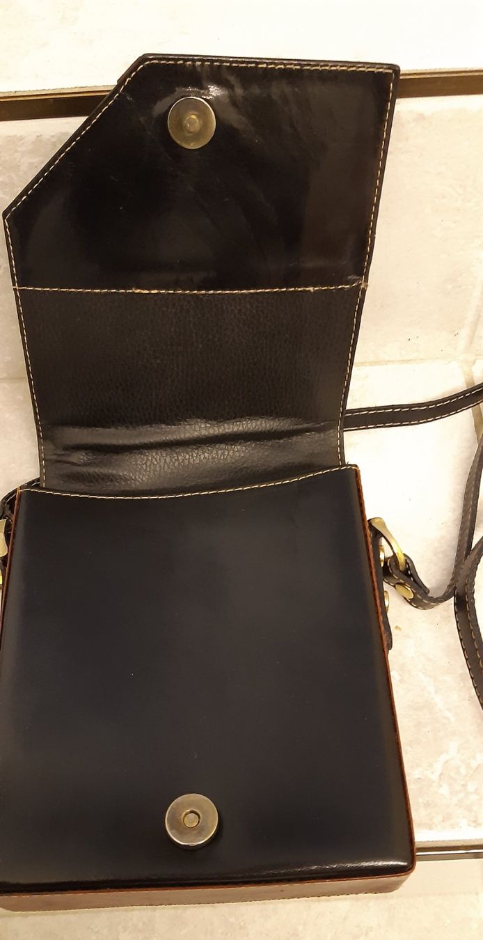 Moschino Borse da donna: Damentasche Moschino – Usato da Uitikon Waldegg venduto da Tibi07 2