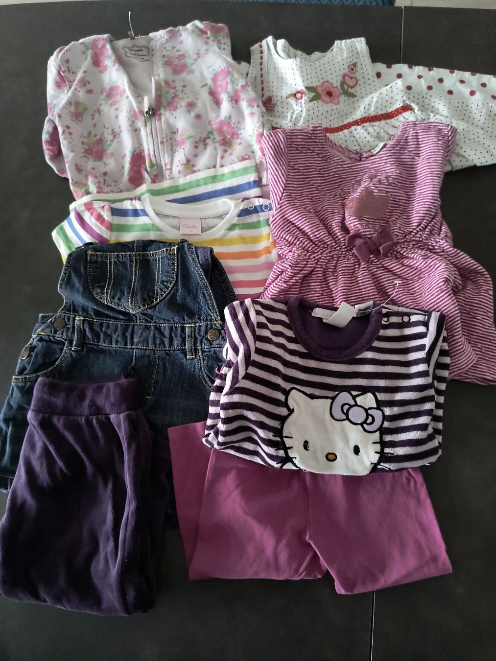 Lotti & Set di vestiti: Frühlingspaket Mädchenkleider Gr. 74, 8-teilig, #33 – Usato da Oberweningen venduto da Bumblebee2
