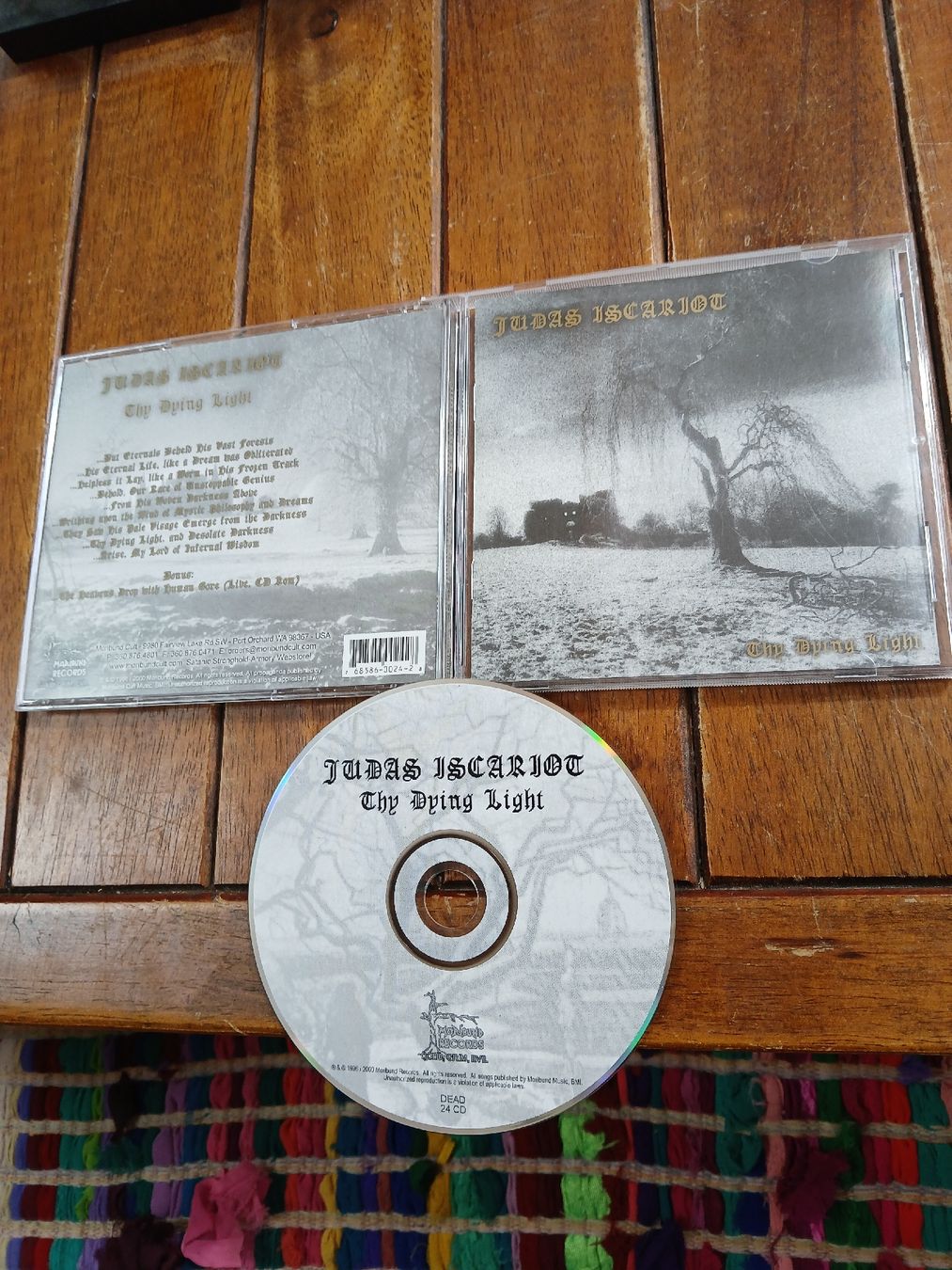 CD: judas Iscariot- thy... – Usato da St-Cergue venduto da VeganWarrior