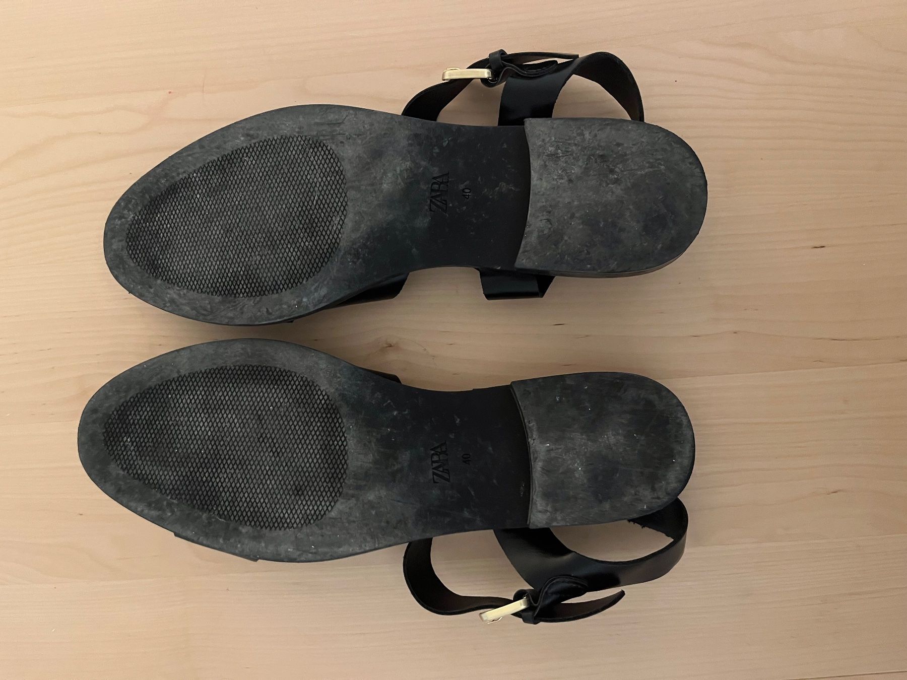 Zara Scarpe da uomo: Zara Sandalen Gr. 40 ab 1.-!!!! – Nuovo (secondo la descrizione) da Olten venduto da alex.wardl 2