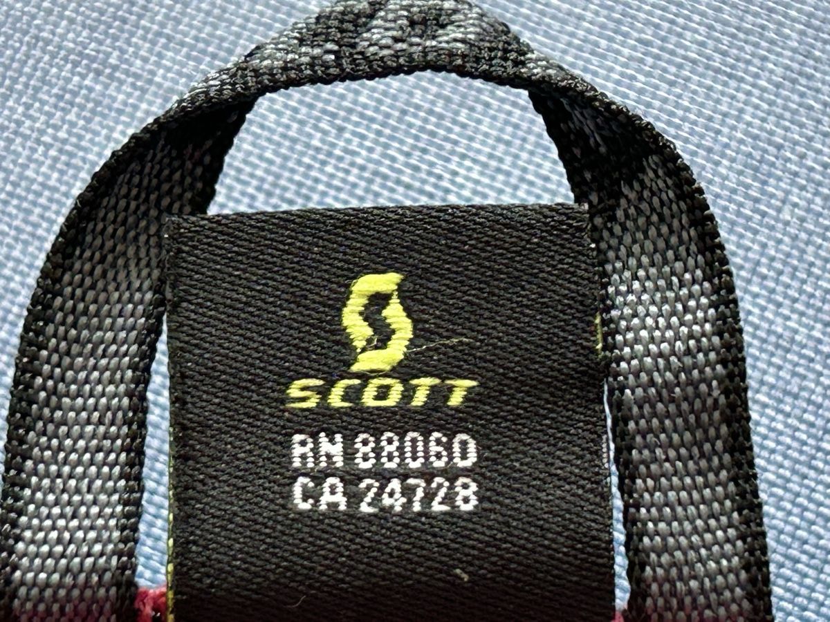 Protections: Scott Soft Actifit Schutzweste Grösse S 140-155cm – D'occasion à Wolhusen par eve_m6cg 3