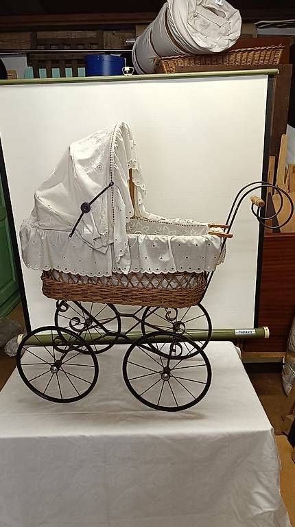 Carrozzine per bambole: Puppenwagen – Usato da Allschwil venduto da V_SV_2018