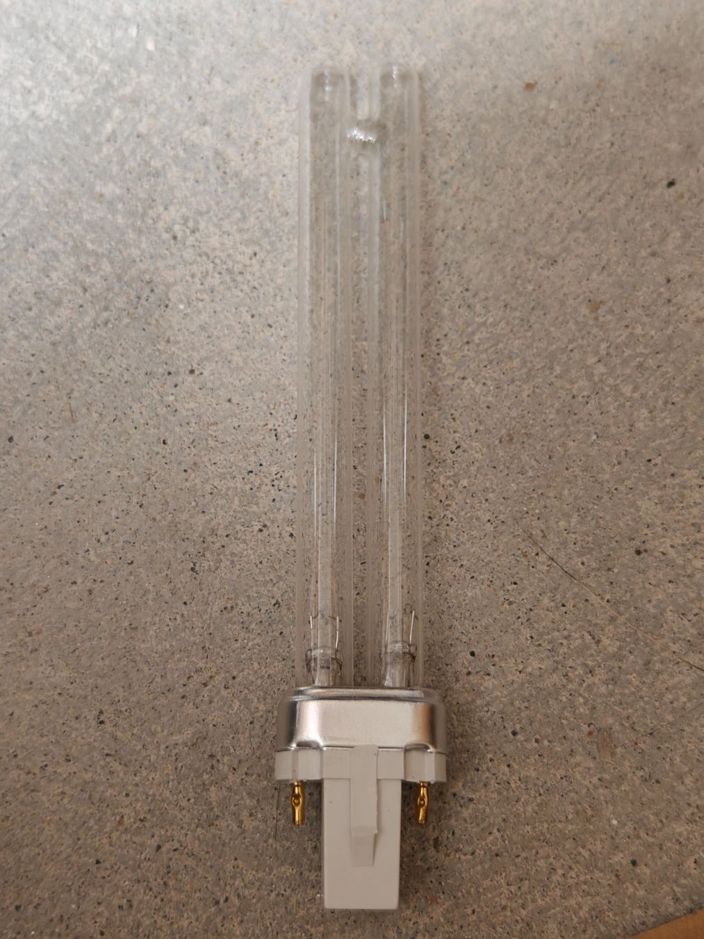 Lampen: UV Lampe 9W G23 neu – Gebraucht aus Wallisellen von m00ds