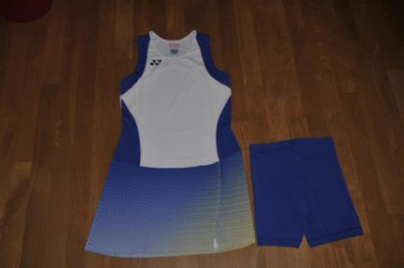 schönes Yonex Tennis-Kleid / Badminton-Röcklein, Gr. M - NEU