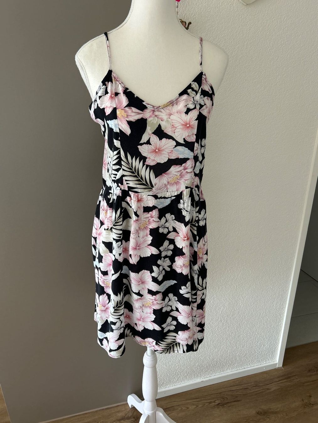 Vestiti: Trägerkleider schwarz mit Muster – Usato da Brunnen venduto da Nala2929