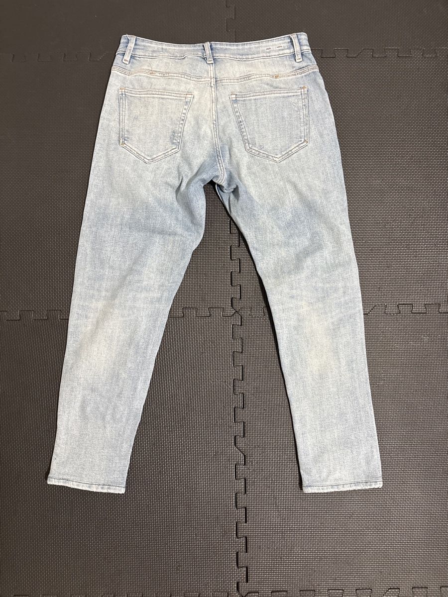 Zara Jeans: Zara Jeans, hellblau, destroyed Look, Gr. 31 – Nuovo (secondo la descrizione) da Basel venduto da pre_675x 1