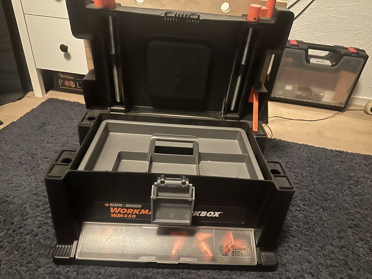 Banchi da lavoro: Black & Decker Workmate Warkbox WM 450 – Usato da Altendorf venduto da Quietwater 1