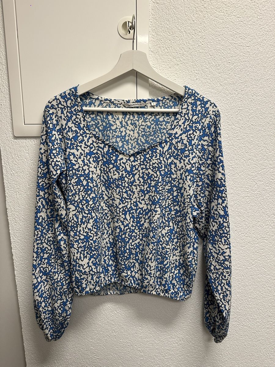 Tom Tailor Blusen: Sehr schöne weiss-blaue Bluse – Neu (gemäss Beschreibung) aus Volketswil von hal_65hj