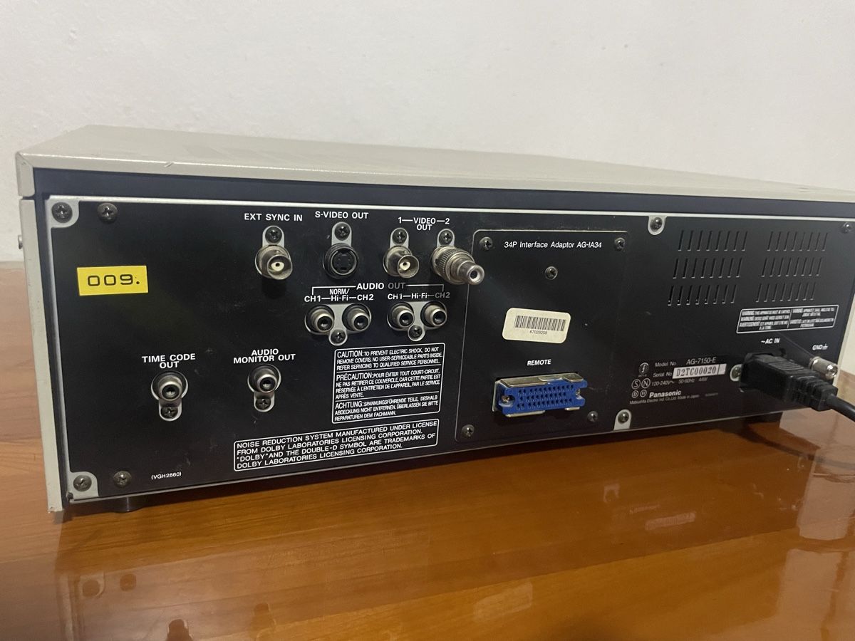 Panasonic Aufnahmegeräte: Panasonic AG-7150 S-VHS Video – Gebraucht aus Zürich von semi16 3