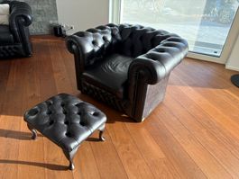 Original The House of Chesterfield Sessel inkl. Hocker