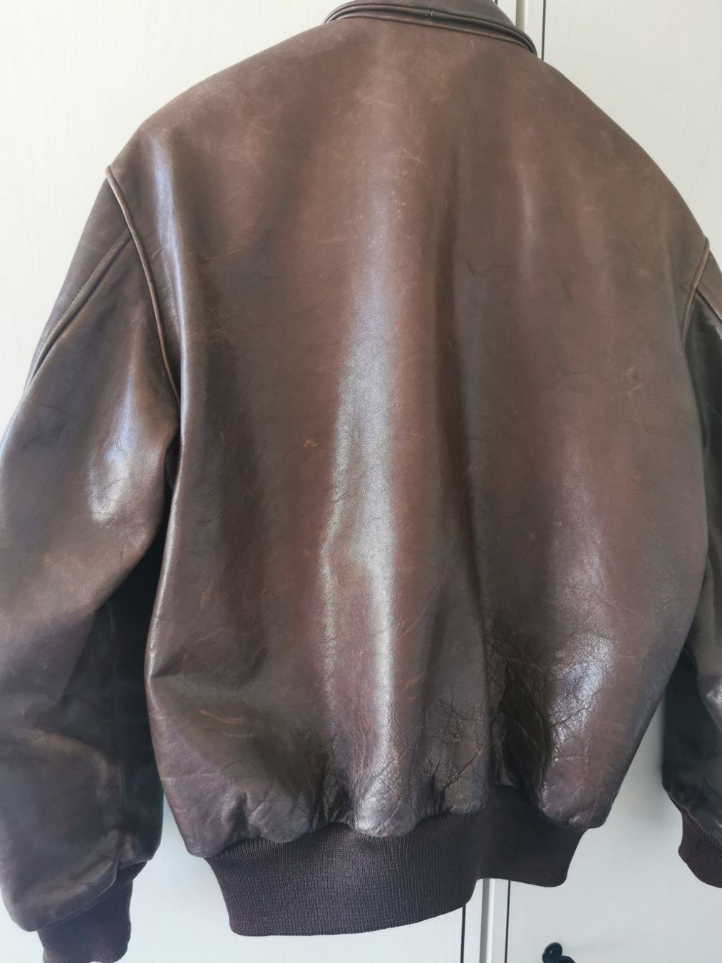 Giacche: A2 Pilotenjacke Leder braun, Gr. 42 – Usato da Erlinsbach SO venduto da Challenger604 2