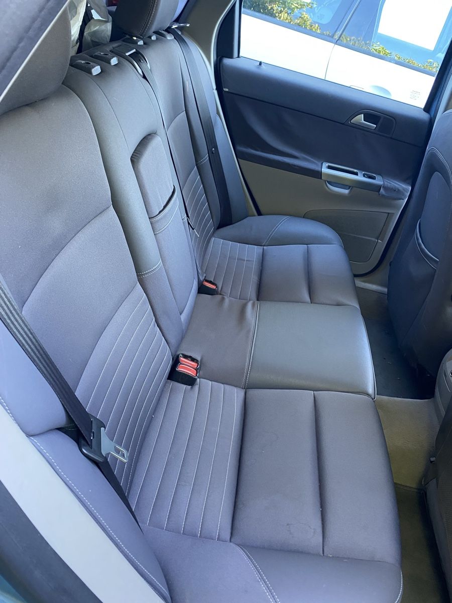 Volvo Automobili: Volvo V50 2.4i – Difettoso da Minusio venduto da Peach660 2