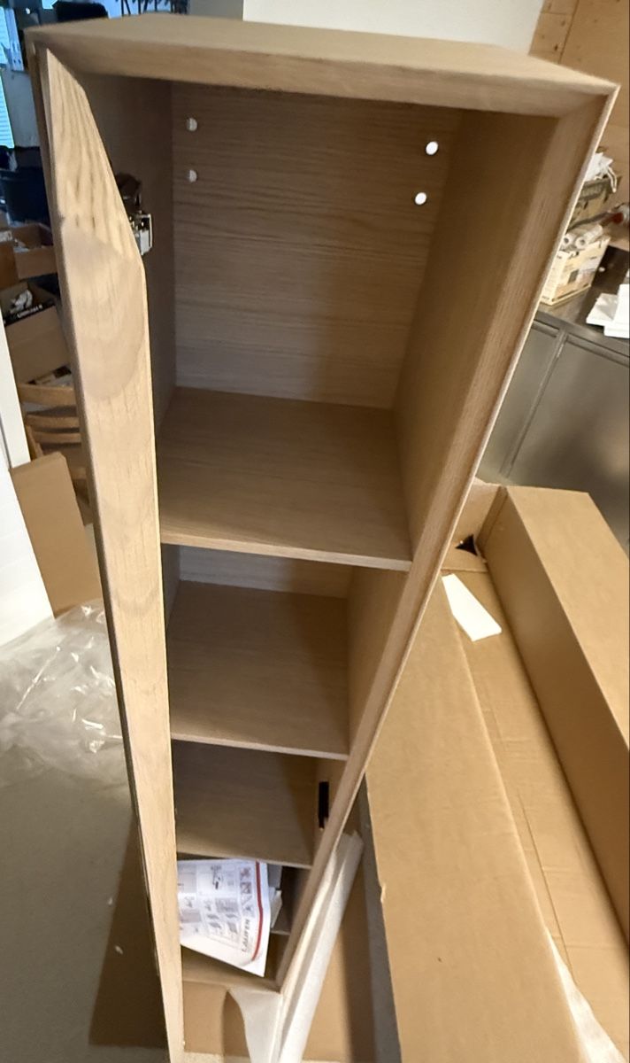 Laufen Schränke: Hochschrank – Neu (gemäss Beschreibung) aus Duggingen von kas_7ql2 1