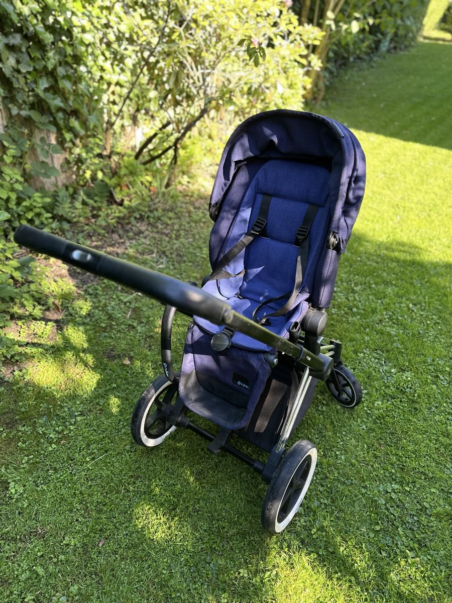 Cybex Carrozzine: Cybex Priam Stroller - Deep Navy - Excellent Condition for S – Usato da Wolfhausen venduto da Catalin_Neacsu 6