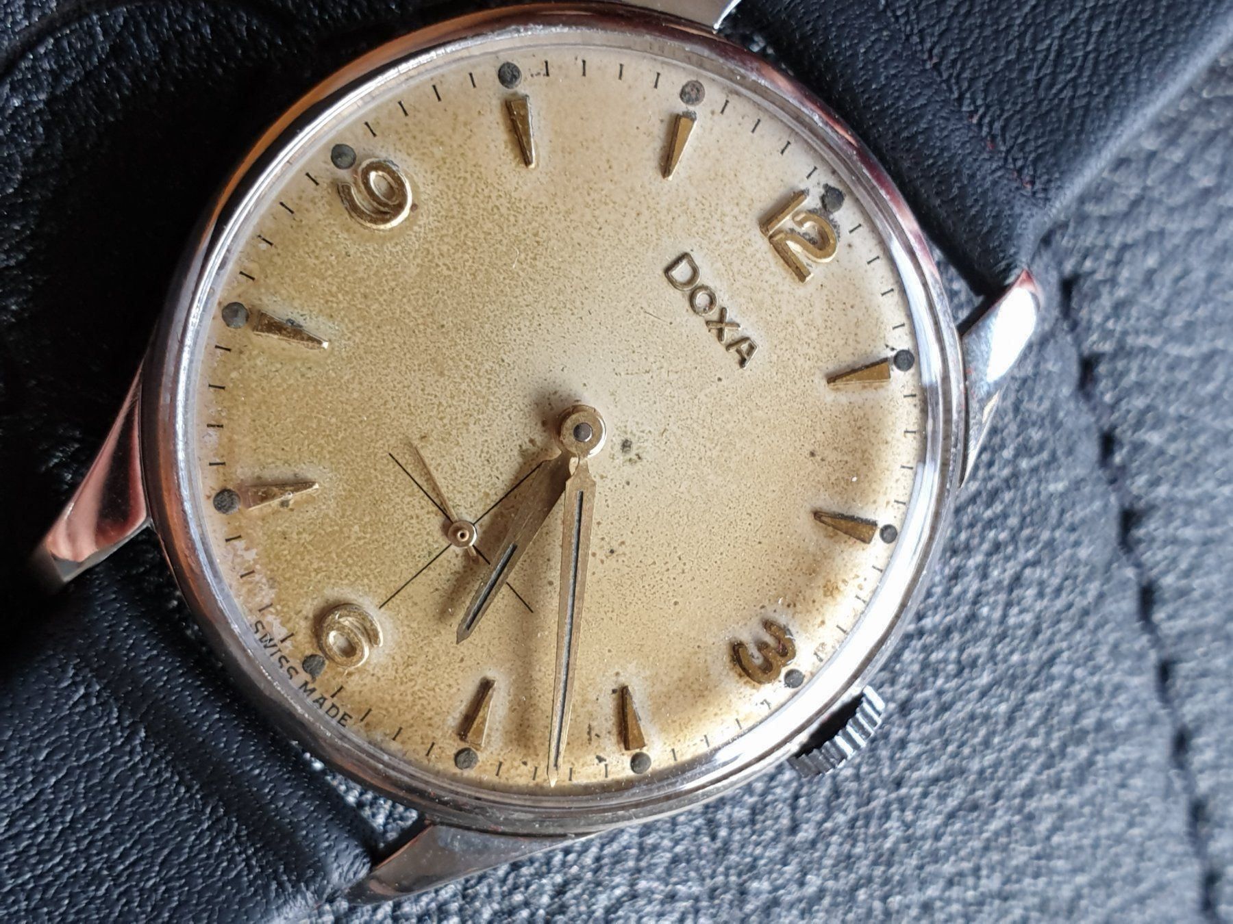 Doxa Orologi: Doxa Handaufzug Dezentral AZ050 – Usato da Uster venduto da Allezeit 1