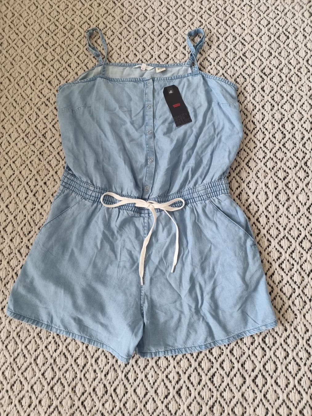 Levi's Tute: Neues Levis Jumpsuit – Nuovo e nell'imballaggio originale da Wigoltingen venduto da Zuckerfee84