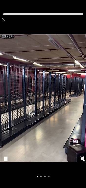 Étagères: Rayonnage de magasin 400 m2 – D'occasion à Etoy par 100_l6sc 3