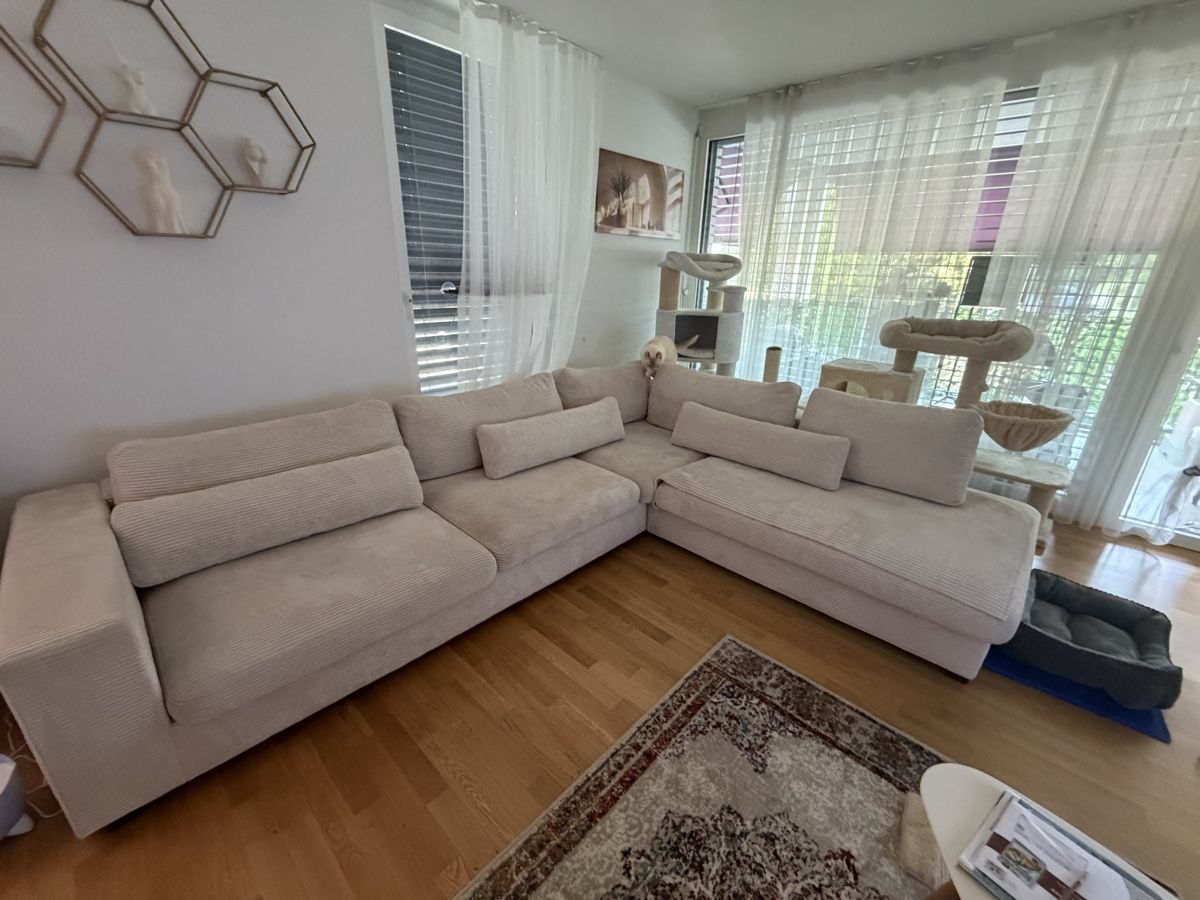 Divani: Ecksofa beige Cord top Zustand – Usato da Liestal venduto da syi_pl6k