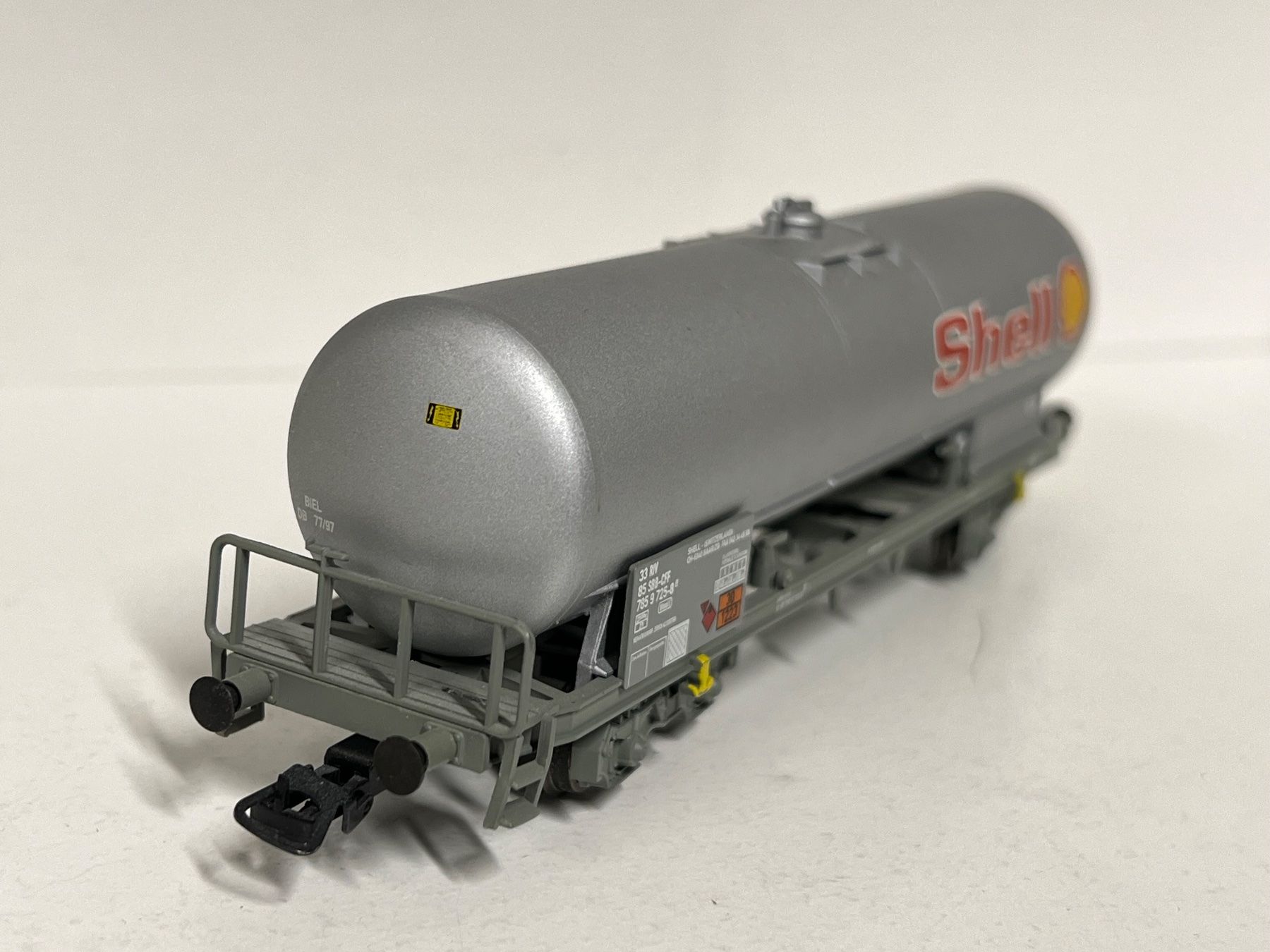 Liliput Modelleisenbahnen: Liliput  SBB CFF SHELL  H0 DC – Gebraucht aus Geroldswil von TopTrain54 3