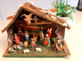 Crèche de Noël artisanale