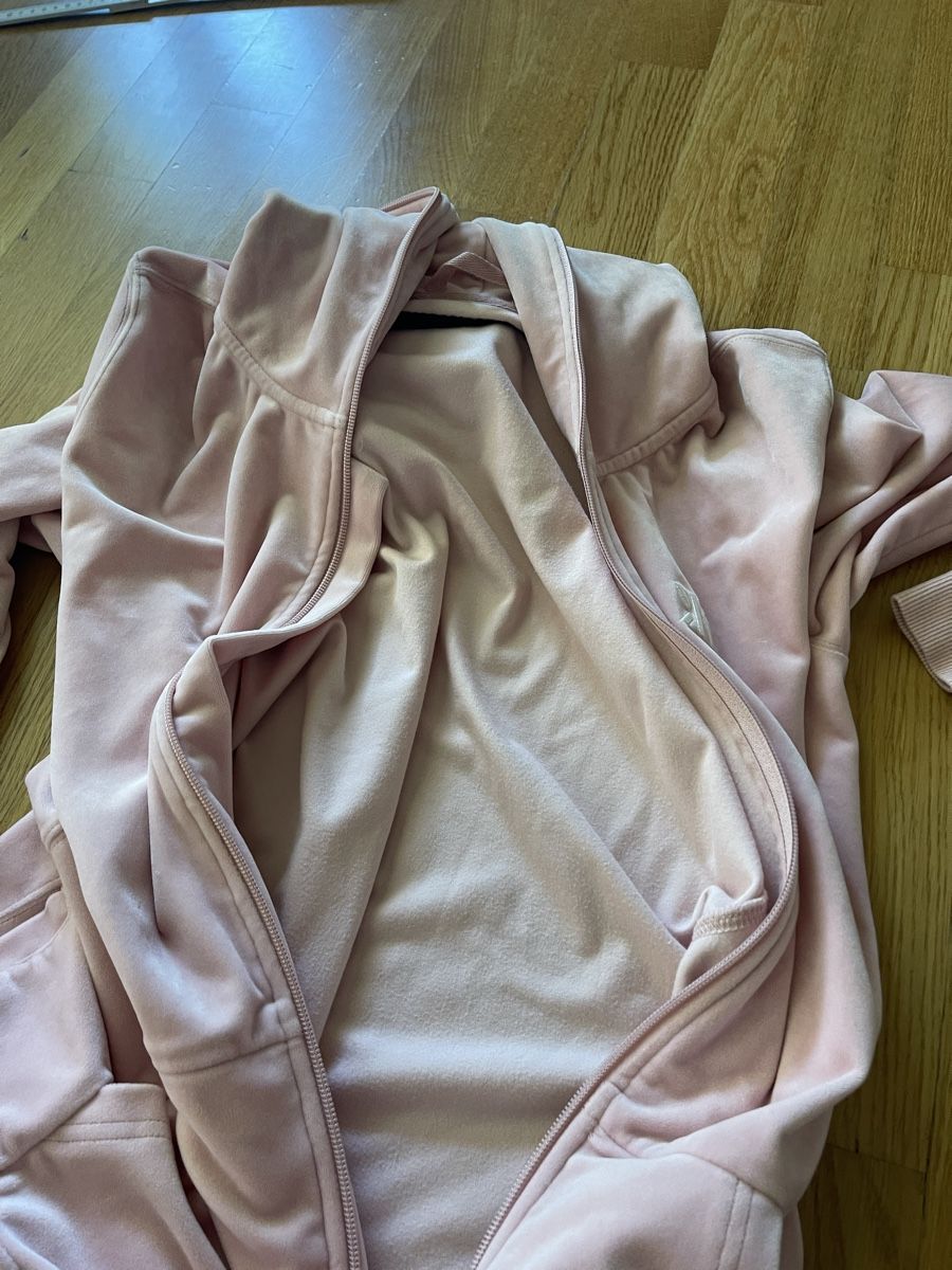 Tute: Kuscheliger Jumpsuit, Velours, Rosé Gr. S – Nuovo (secondo la descrizione) da Rüschlikon venduto da leo_mwz2 7