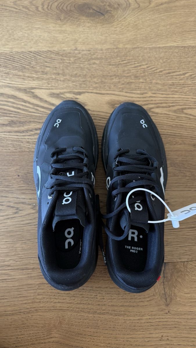 On Herrenschuhe: On Cloud Roger 2 - EU 41 - NEW! – Neu und originalverpackt aus Oberweningen von Vita_Lyt 2